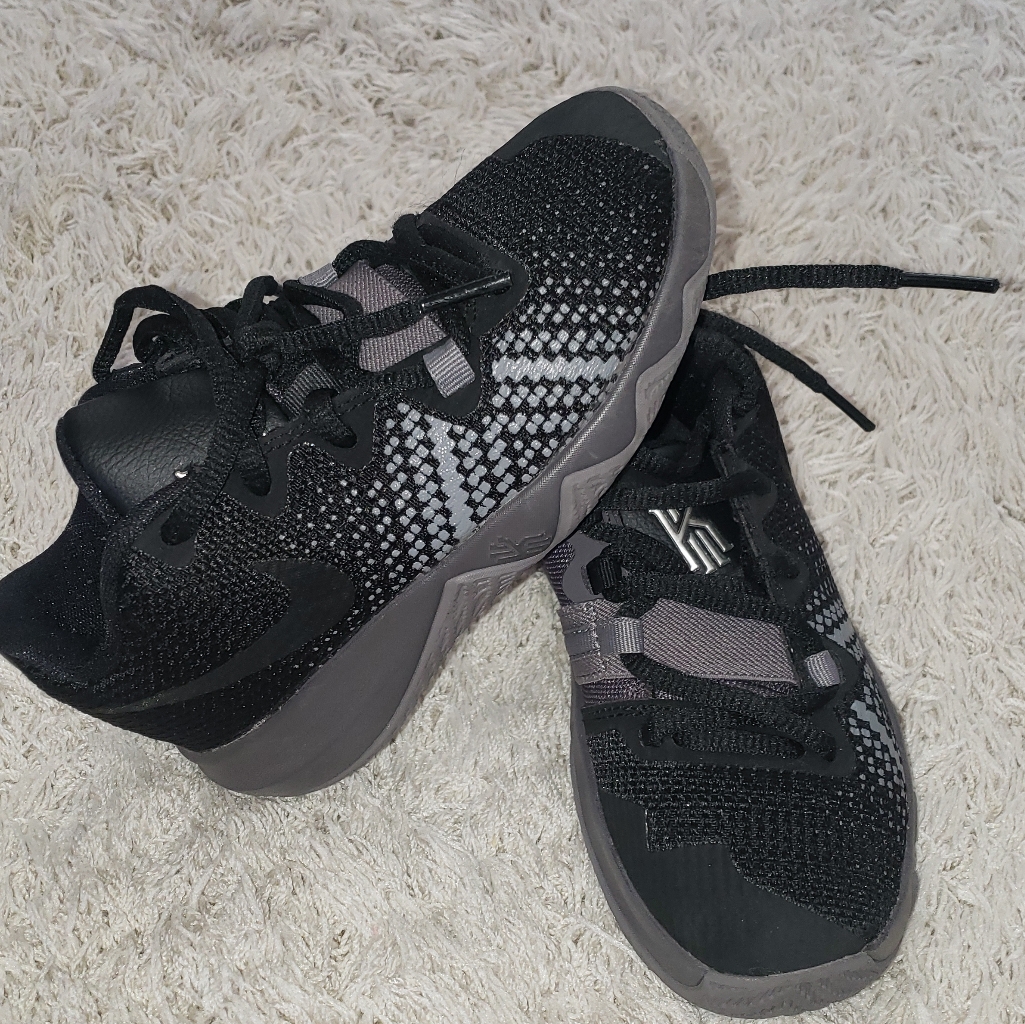 Nike Kyrie Flytrap Ps